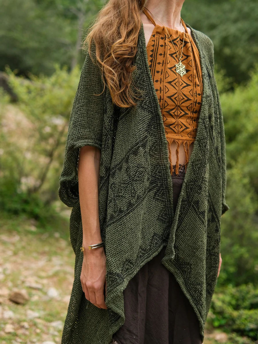 Virsa shrug